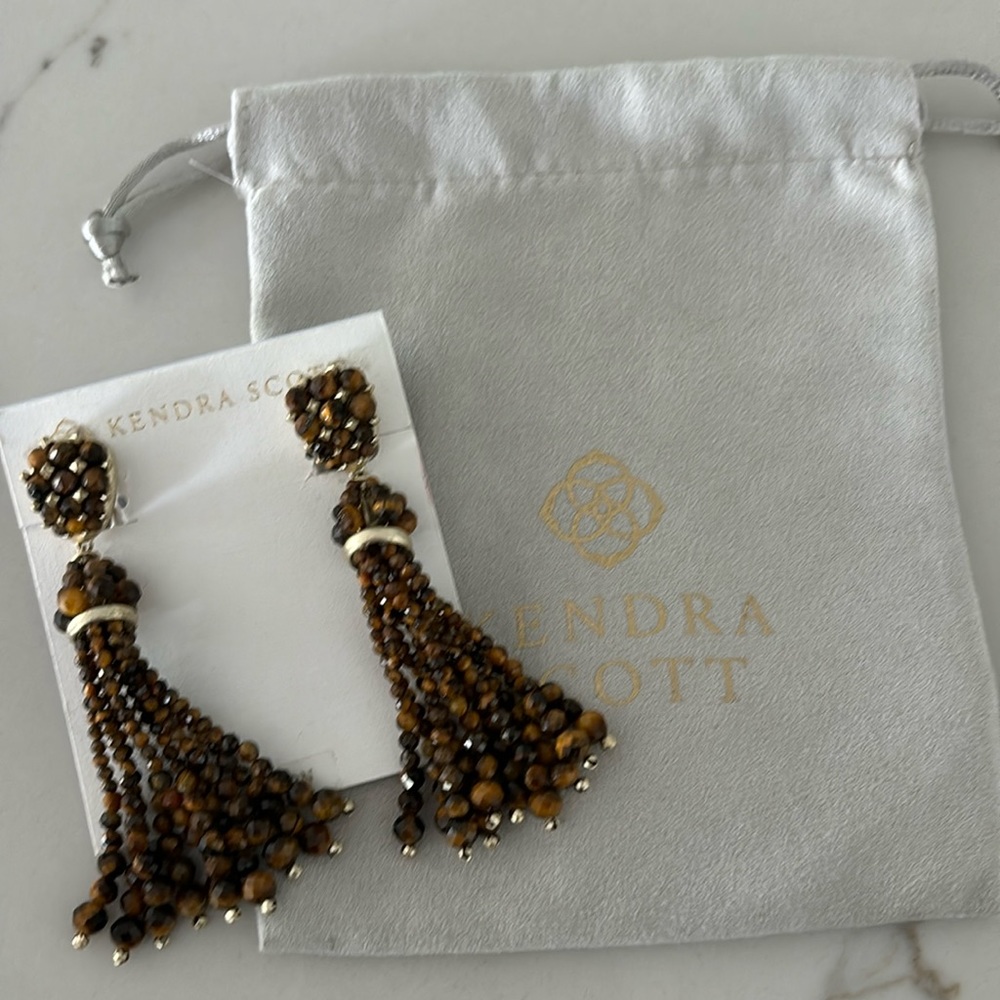 NWT Kendra Scott Cecily Stones Beads Fringe Drop Clip On Earrings Tiger’s Eye